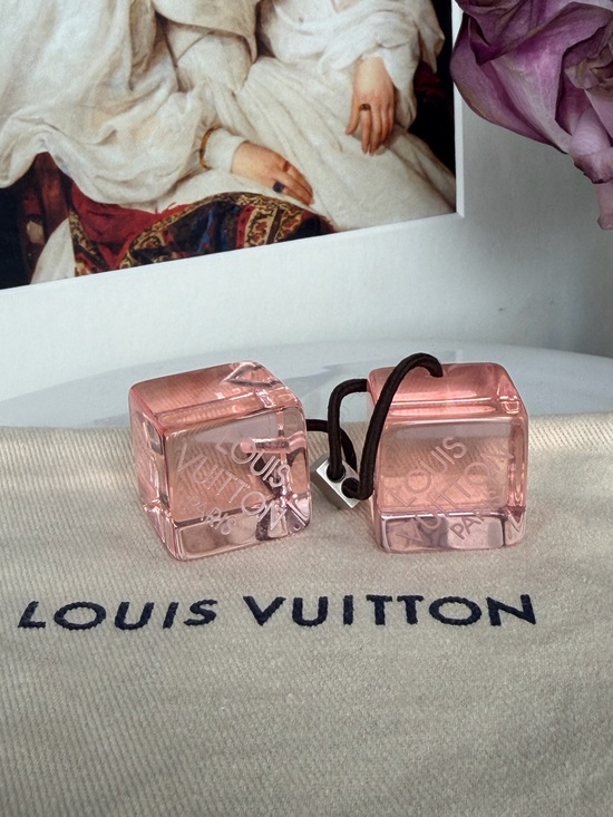 Louis Vuitton Accessories - LV Pink Cube Hair Charms